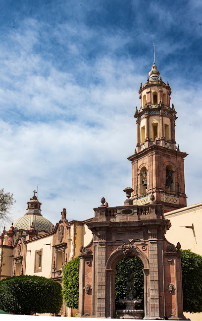 Parroquia del Sagrado Corazón de Jesús "Templo de Santa Clara", Querétaro