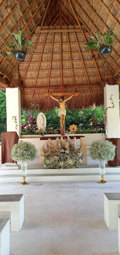 Parroquia Santa Cruz, Playa del Carmen