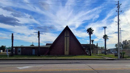 Iglesia Universal, Pasadena